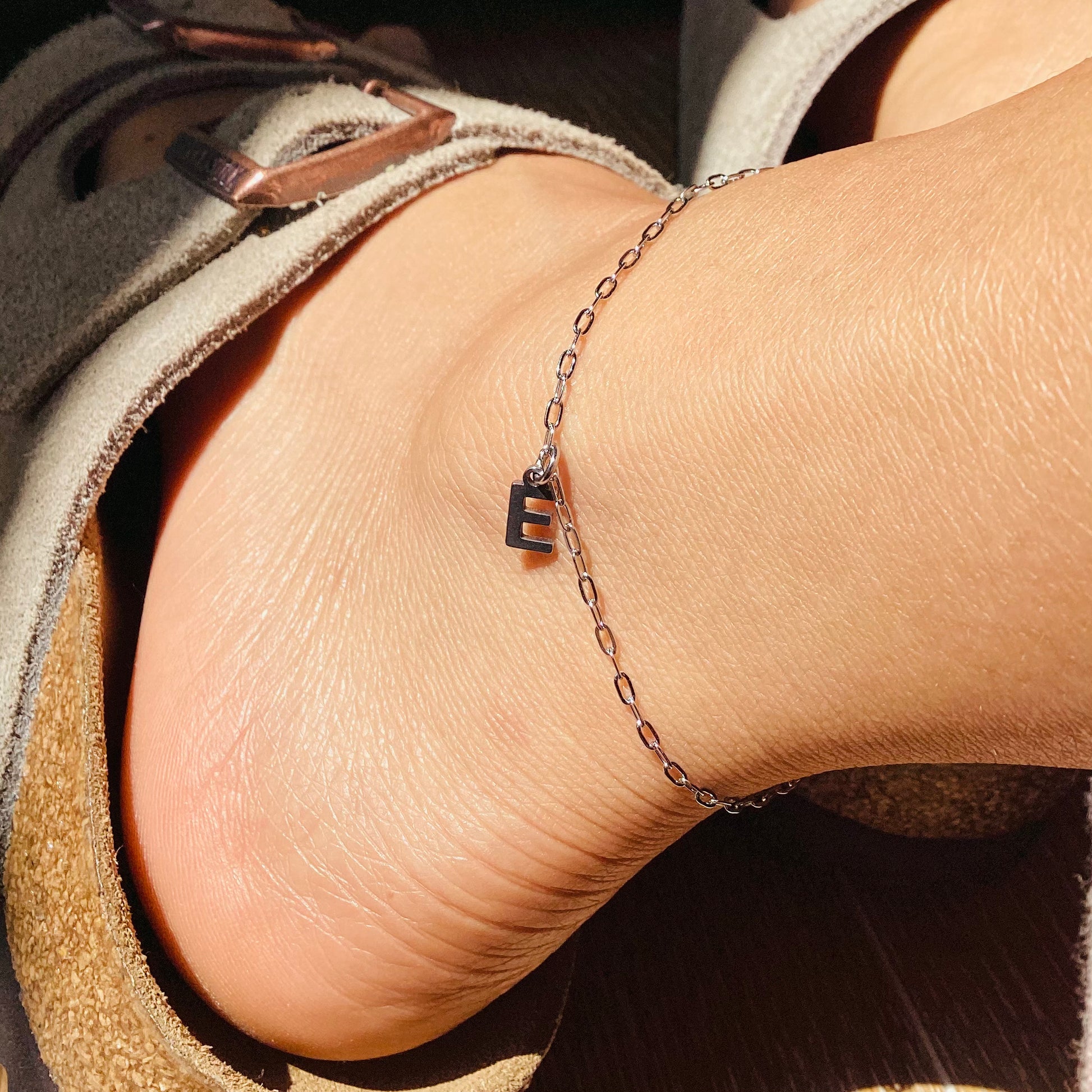 bracelet de cheville initiale