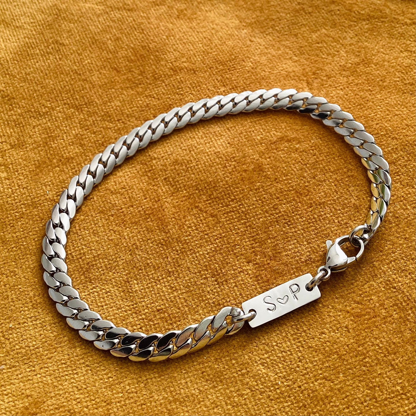bracelet personnalisé estampé en acier inoxydable