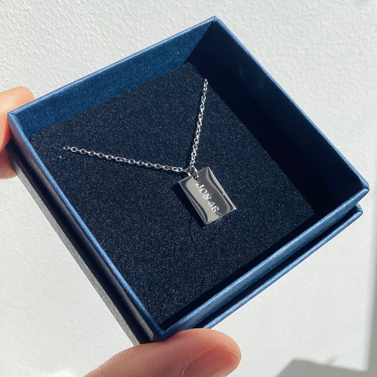 collier estampé à la main minimaliste