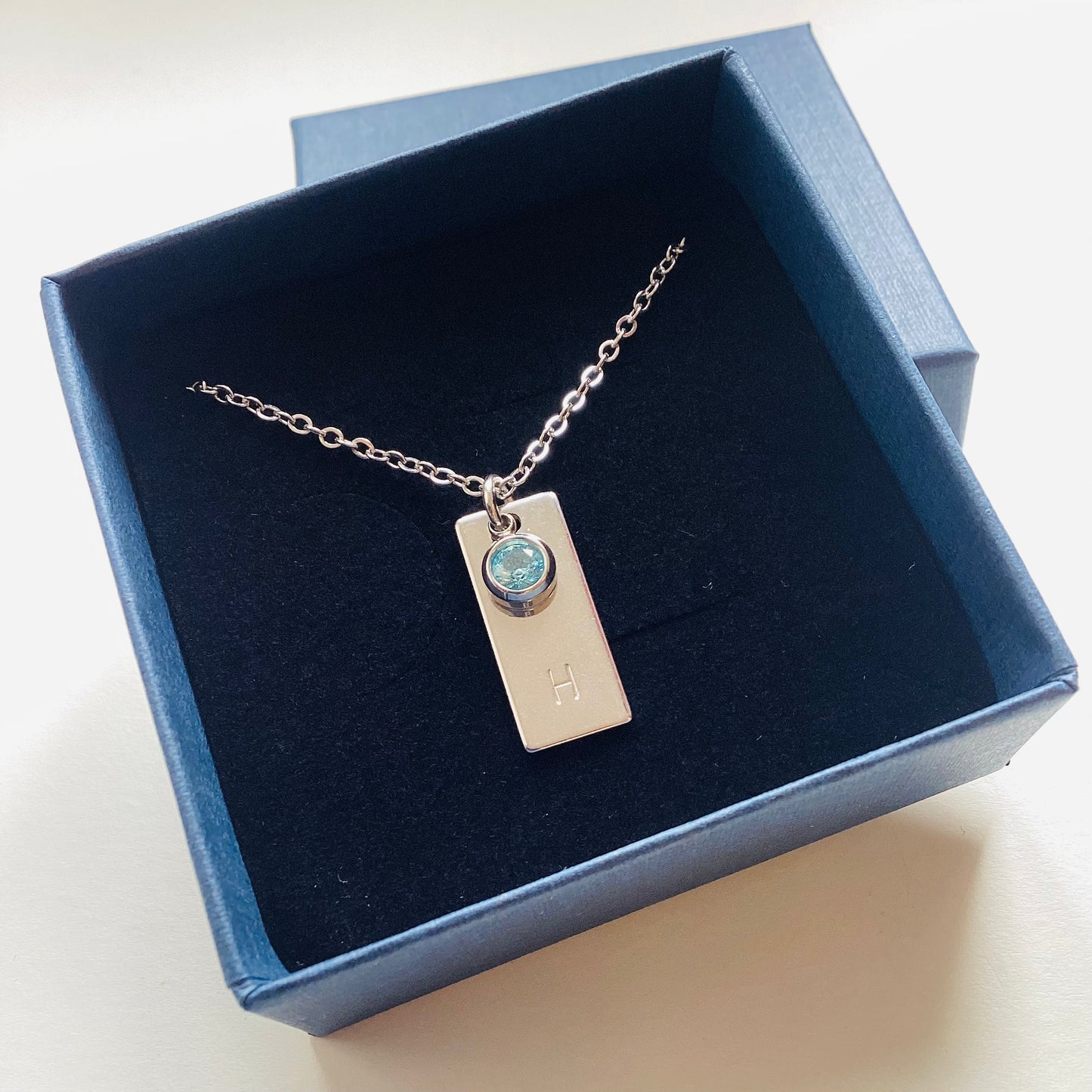 collier personnalisé pendentif rectangle