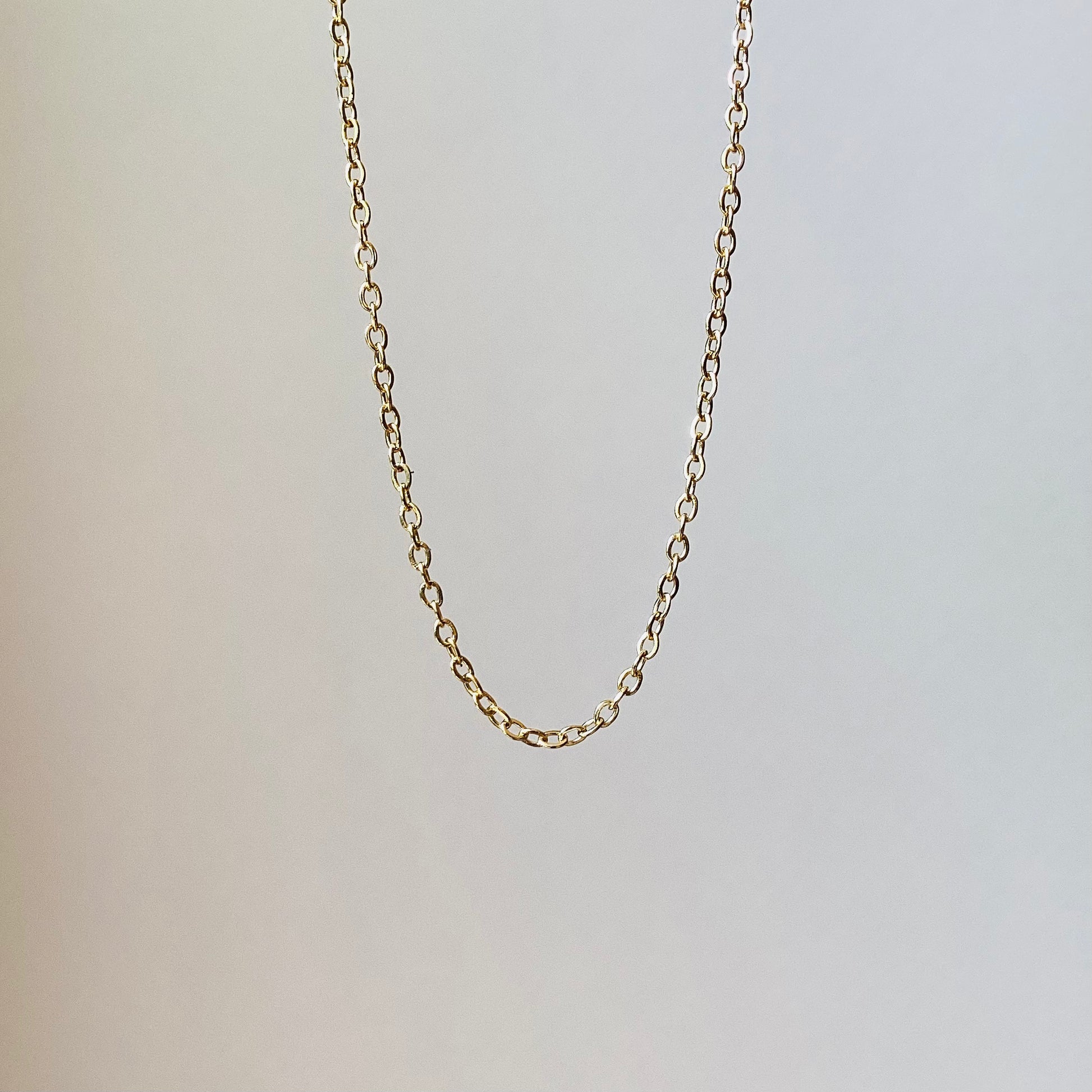 collier fine chaine dore