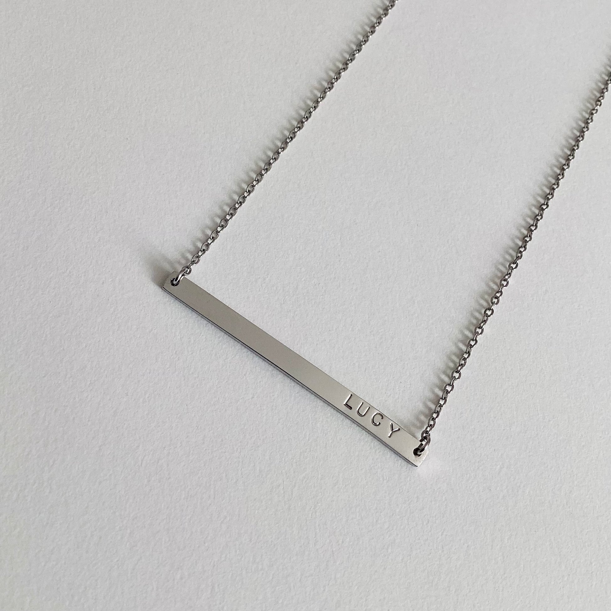 collier personnalisé minimaliste