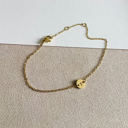 bracelet initiale minimaliste